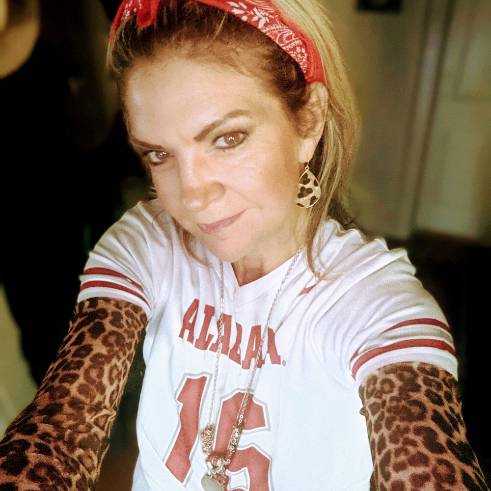 Meet your Posher, Naomi